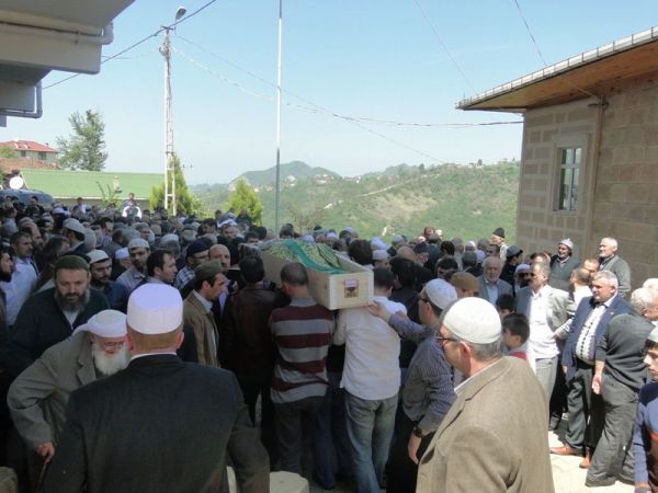 Bild zu Hüseyin Güven