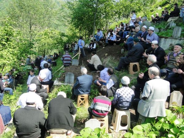 Bild zu Hüseyin Güven