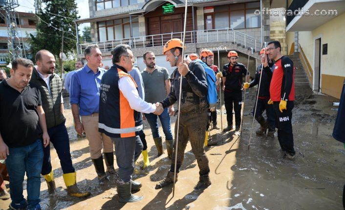 Başkan Genç sel bölgesindeki son durumu açıkladı