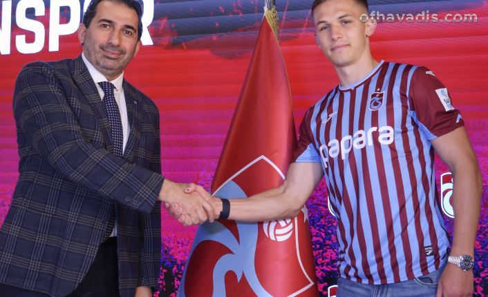 Trabzonspor’un yeni golcüsü Danylo Sikan imzayı attı