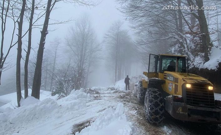 Trabzon’da kar nedeniyle kapalı yol kalmadı