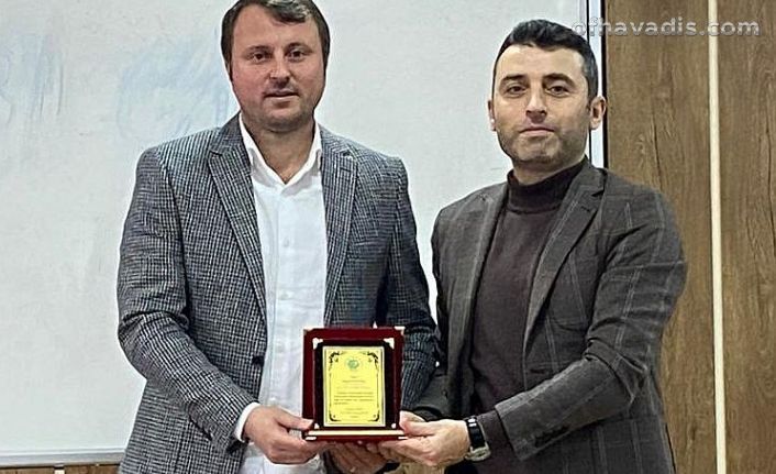 Trabzon Renault Mais’ten Ulusoy Lisesi’ne malzeme desteği